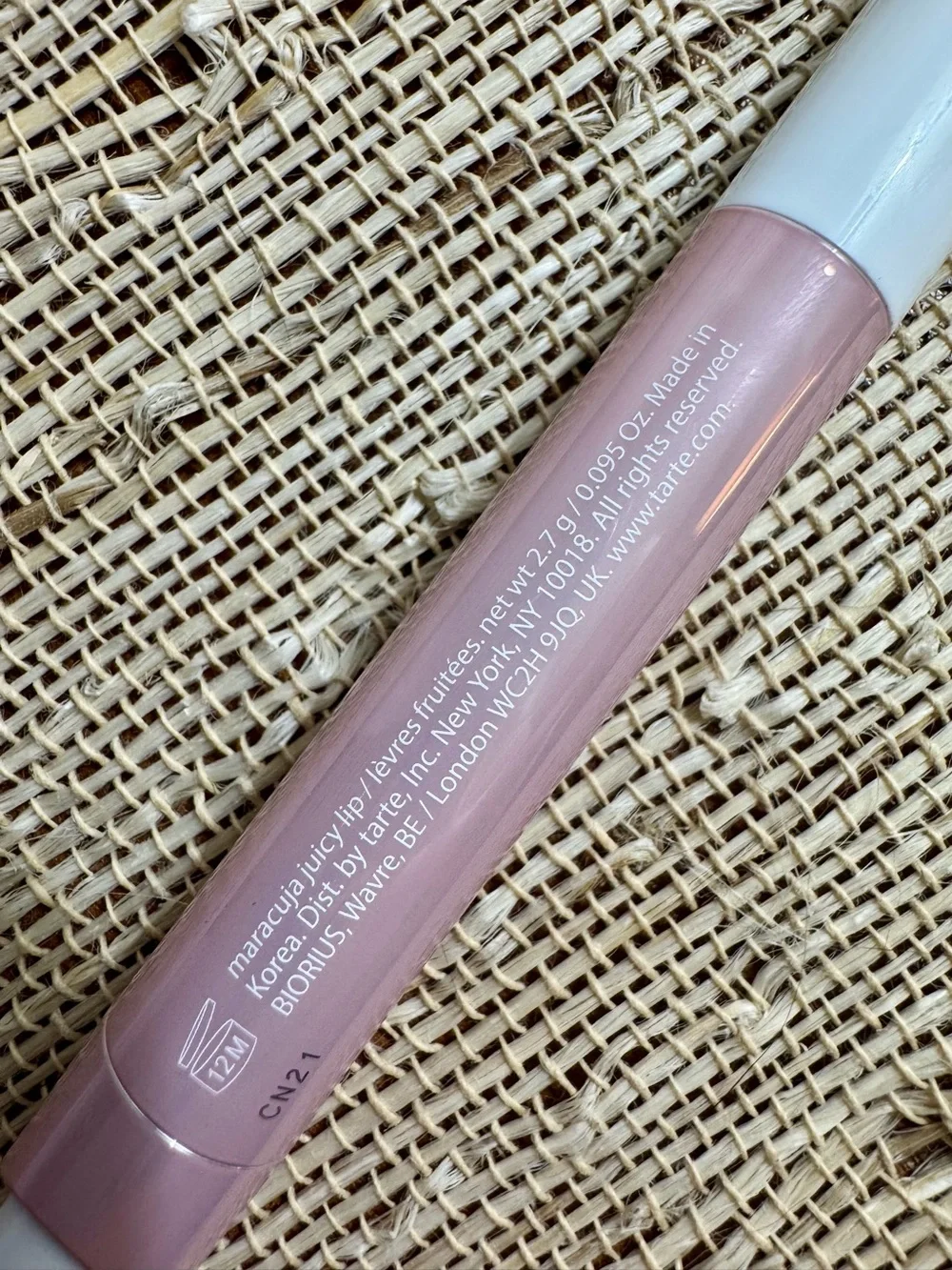Tarte Maracuja Juicy Lip Balm — Crème Brûlée (nude brown gloss)